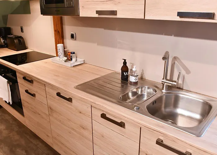 Appartement Beraweka Avec Parking, Climatisation Et Salle De Sport